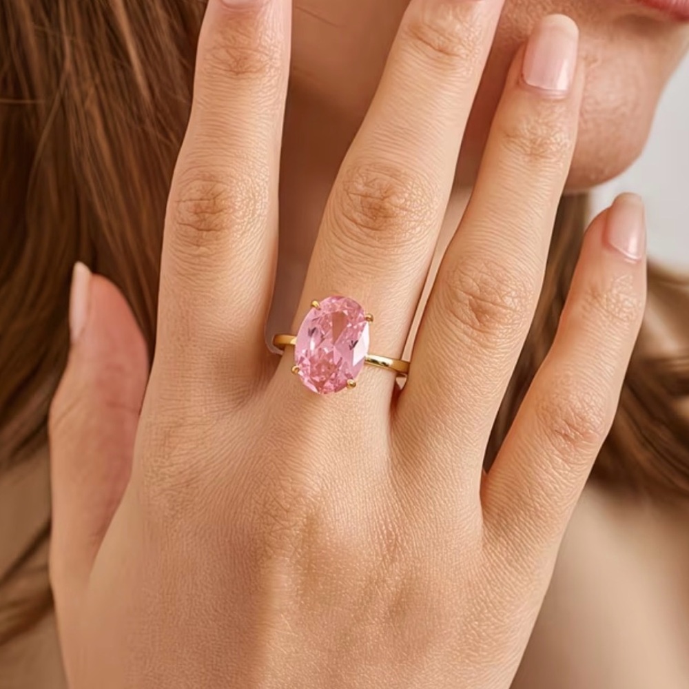 Elegant Pink Gemstone Gold Ring